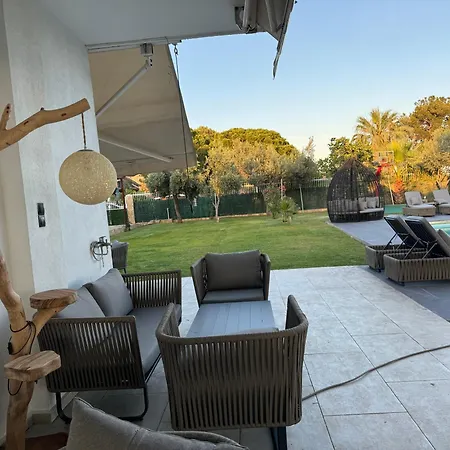 Zoza Luxury Isthmia By The Sea With Private Pool Villa