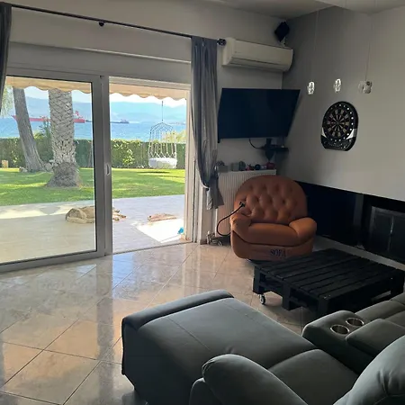 Zoza Luxury Isthmia By The Sea With Private Pool Villa *