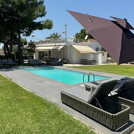 Villa Zoza Luxury Isthmia By The Sea With Private Pool *