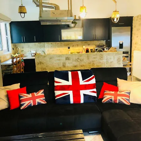 Zoza Luxury Isthmia By The Sea With Private Pool Villa