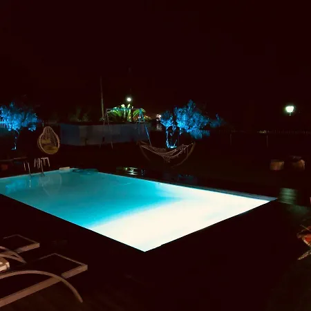 Zoza Luxury Isthmia By The Sea With Private Pool