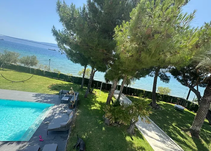 Zoza Luxury Isthmia By The Sea With Private Pool *