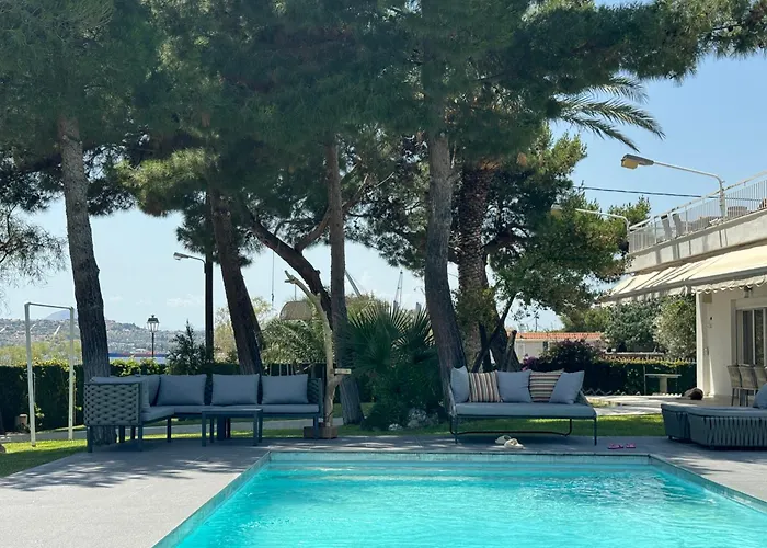 Zoza Luxury Isthmia By The Sea With Private Pool