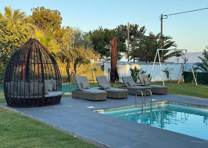 Βίλα Zoza Luxury Isthmia By The Sea With Private Pool