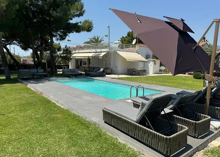 Βίλα Zoza Luxury Isthmia By The Sea With Private Pool *