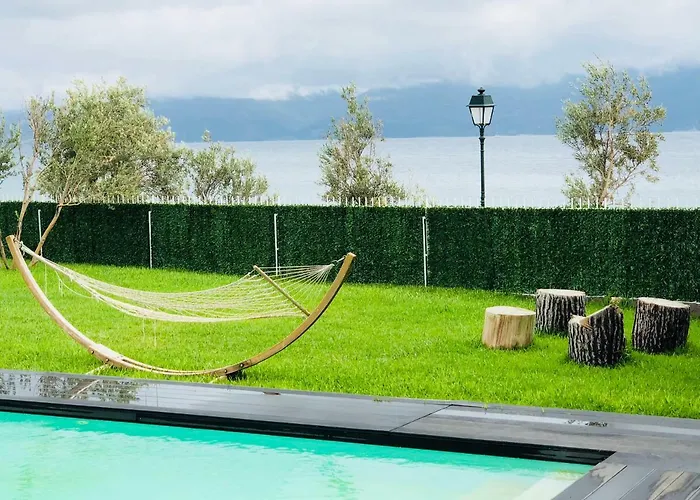 Βίλα Zoza Luxury Isthmia By The Sea With Private Pool Kalamáki
