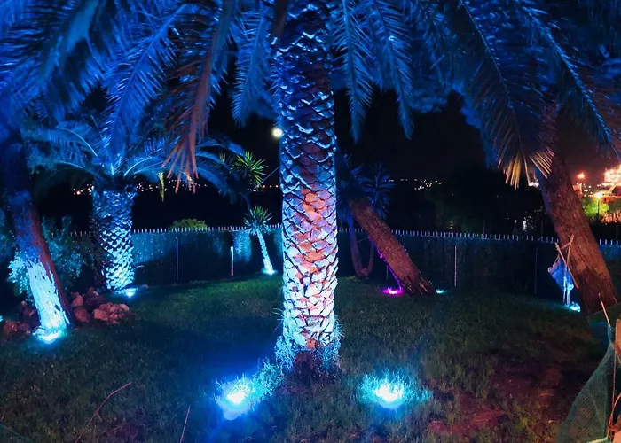 Zoza Luxury Isthmia By The Sea With Private Pool Kalamáki